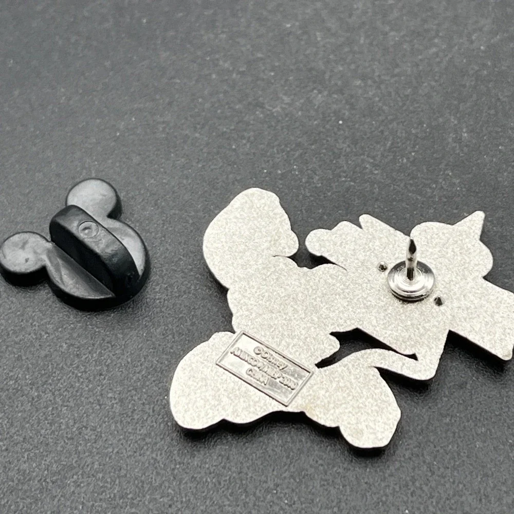 Disney MLB Baseball All Star Game 2010 Mickey Mouse Lapel Hat Pin‎